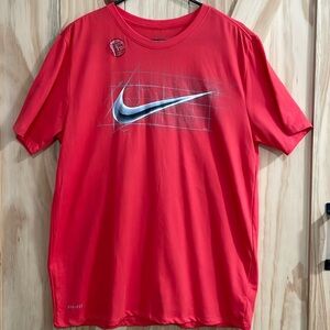 Nike men t shirt vinatge NWOT